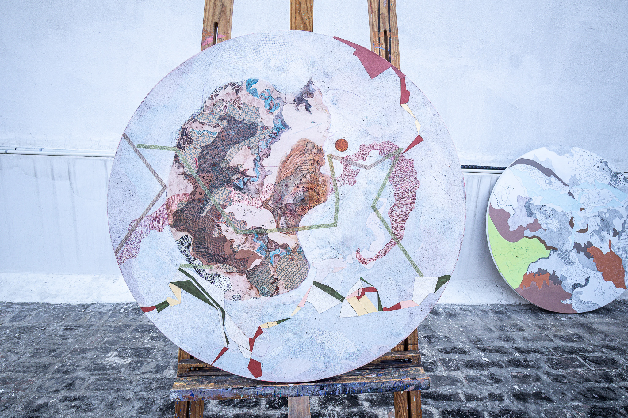 Rose circular work — additional view 1